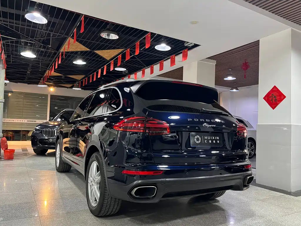 Porsche Cayenne 2015 — фото 14