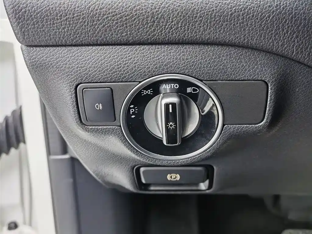 Mercedes-Benz GLA 2019 — фото 21