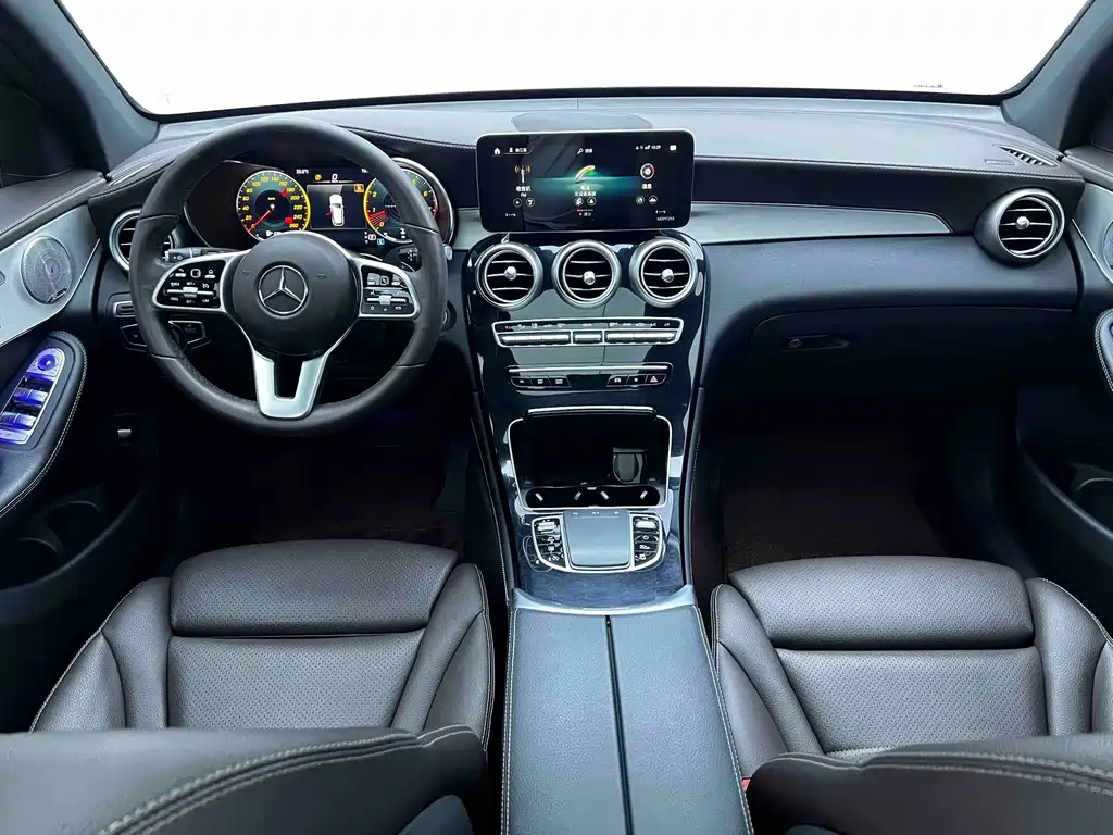 Mercedes-Benz GLC 2021 — фото 6