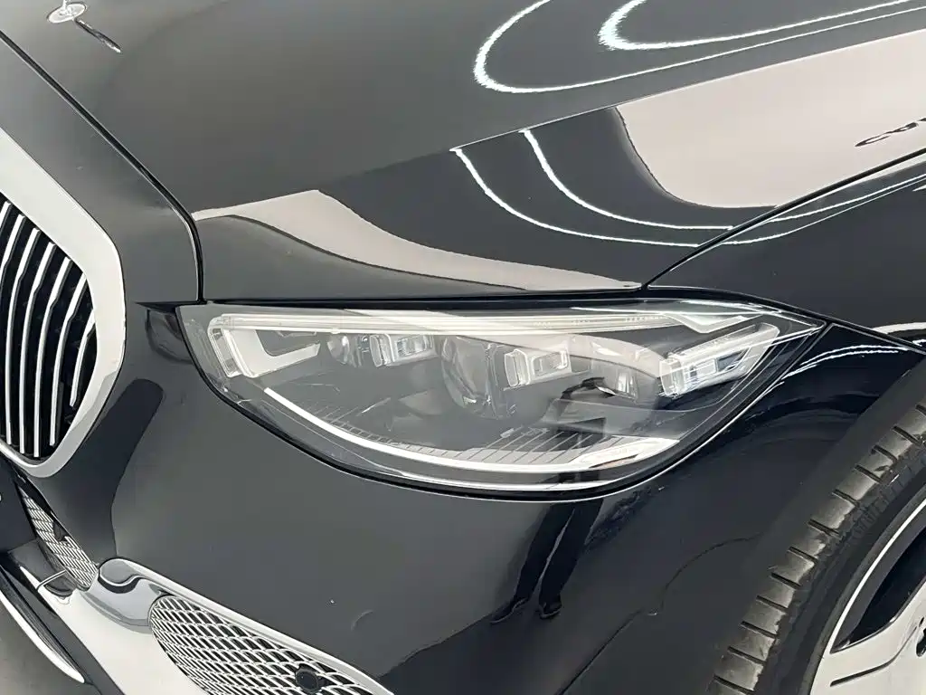 Mercedes-Benz Maybach S-Class 2023