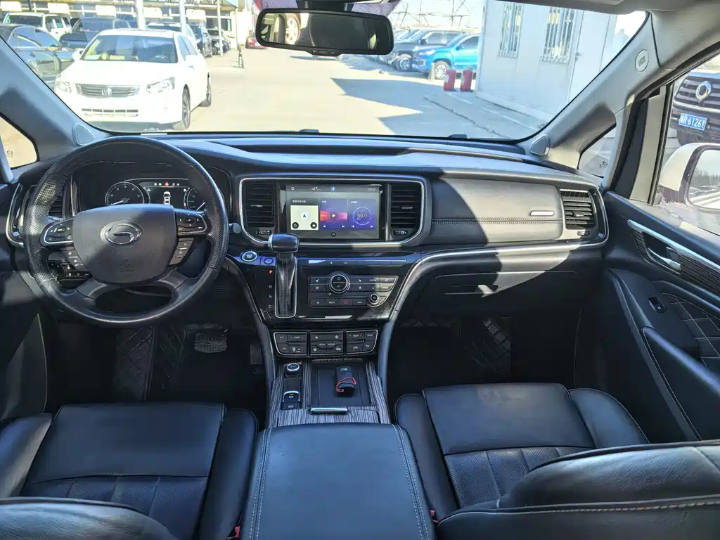 GAC Motor Trumpchi M8 2020 — фото 8