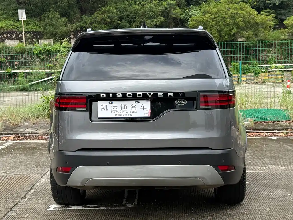 Land Rover Discovery 2024 — фото 11