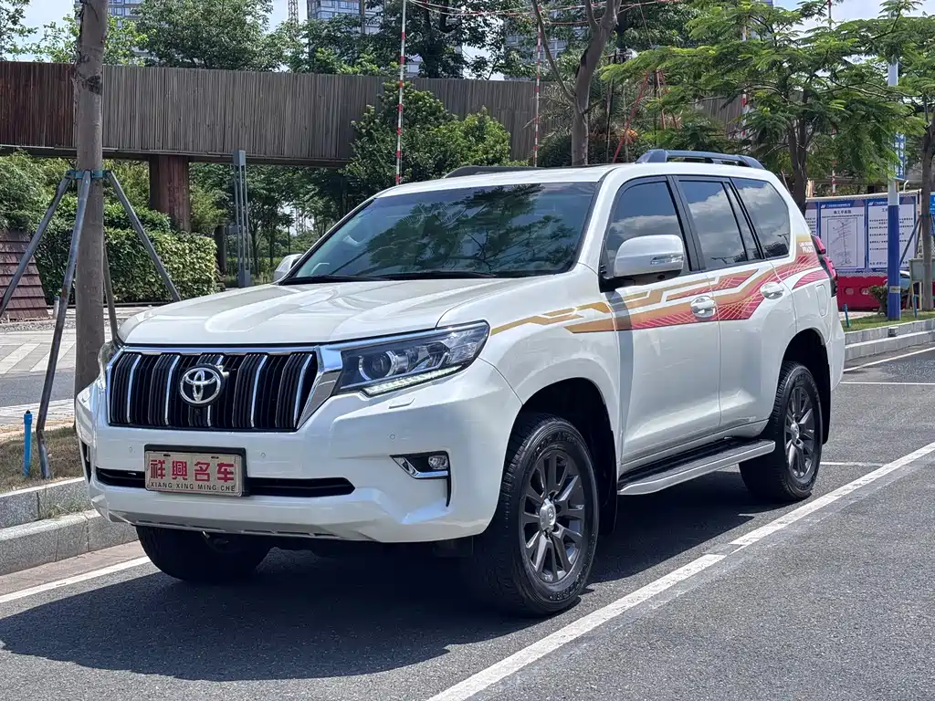 Toyota Prado 2020 — фото 1