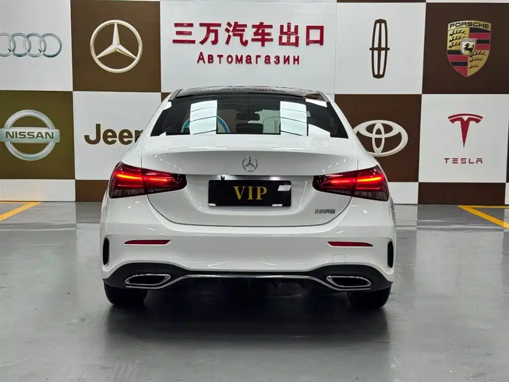 Mercedes-Benz A-Class 2023 — фото 5