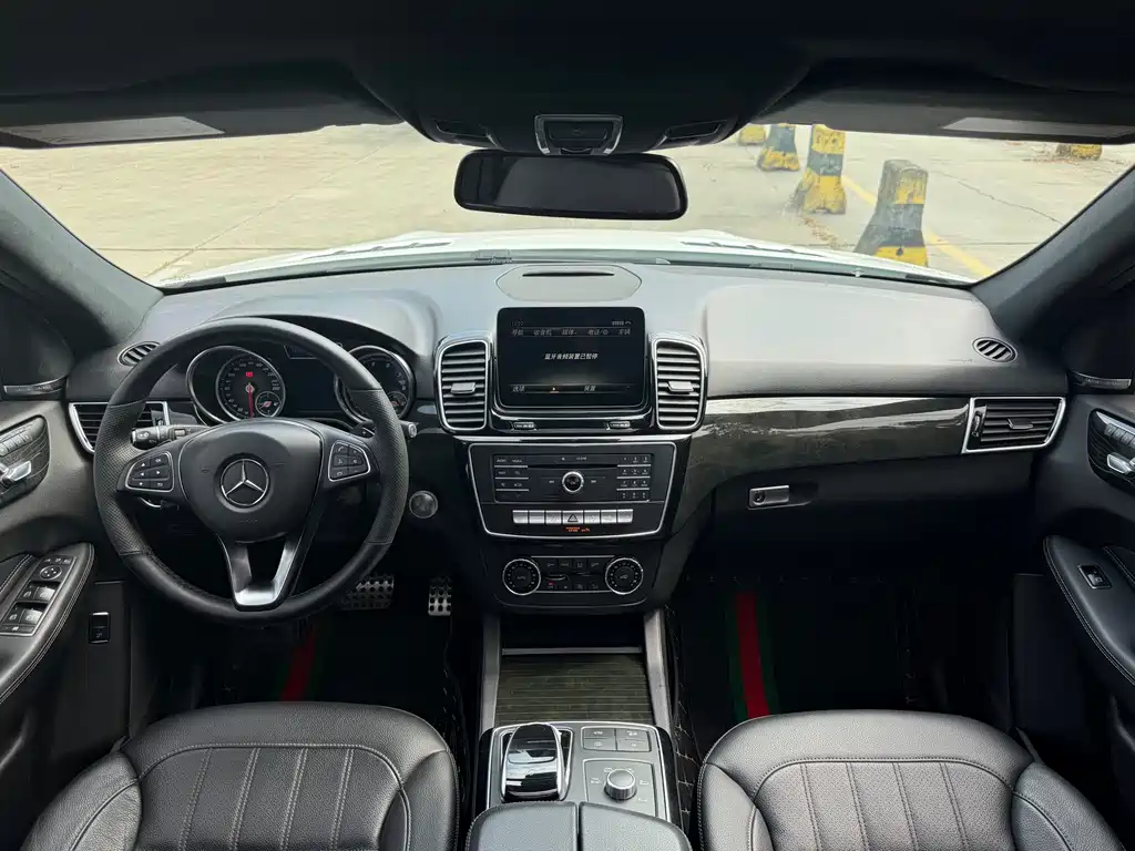 Mercedes-Benz GLE 2018 — фото 5