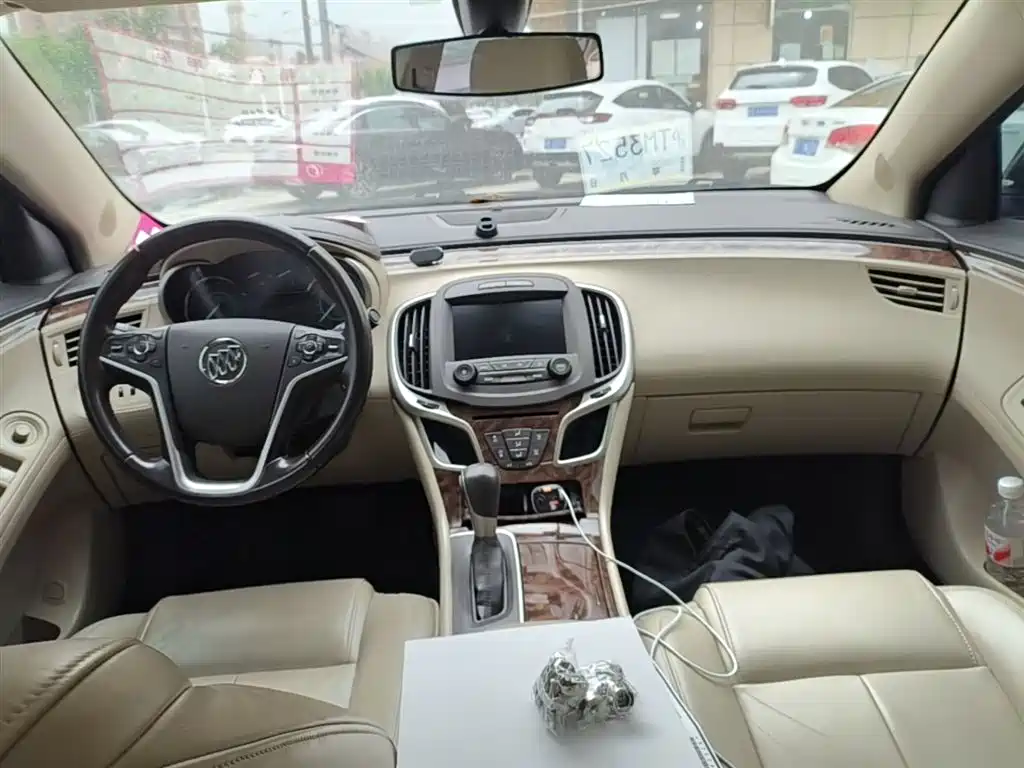 Buick LaCrosse 2016 — фото 10