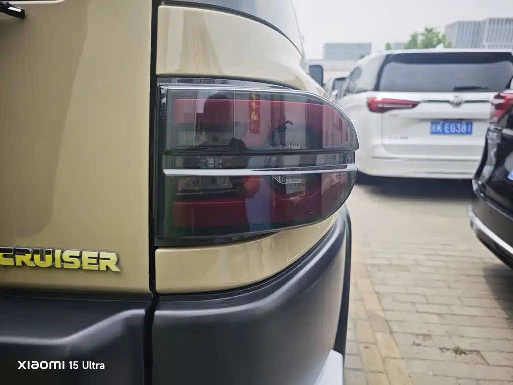 Toyota FJ Cruiser 2018 — фото 12