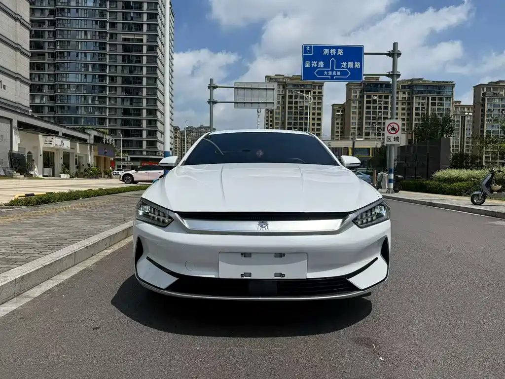 BYD Qin PLUS 2022 — фото 2