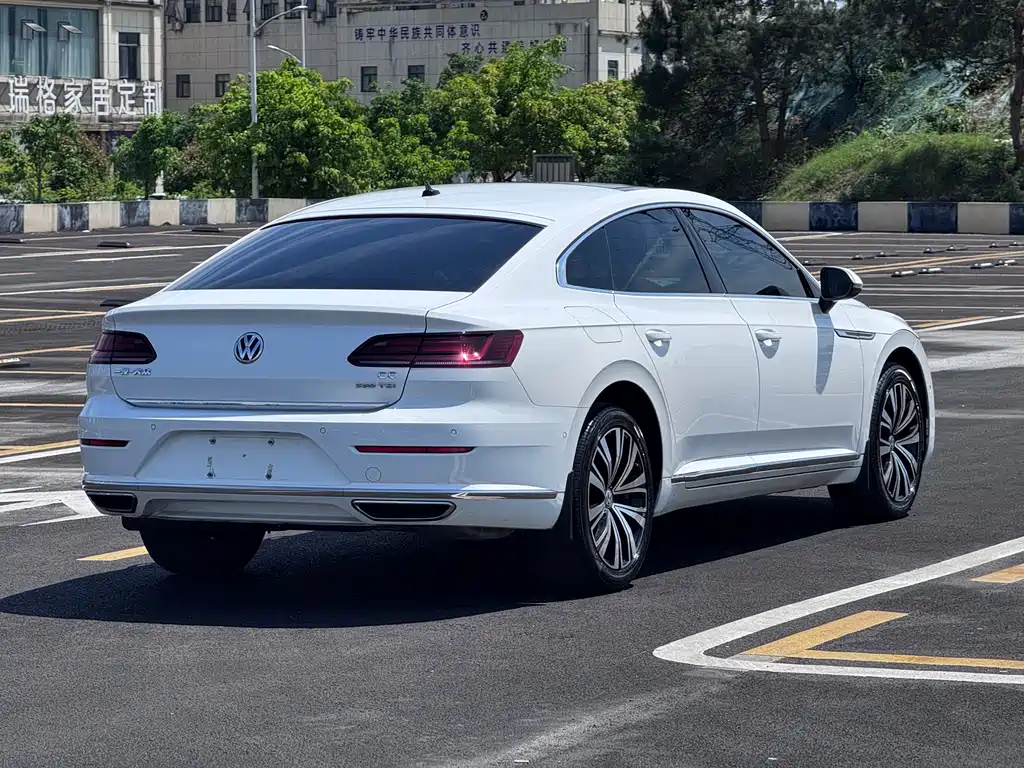 Volkswagen CC 2020 — фото 6