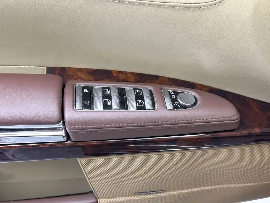 Mercedes-Benz S-Class 2008 — фото 11