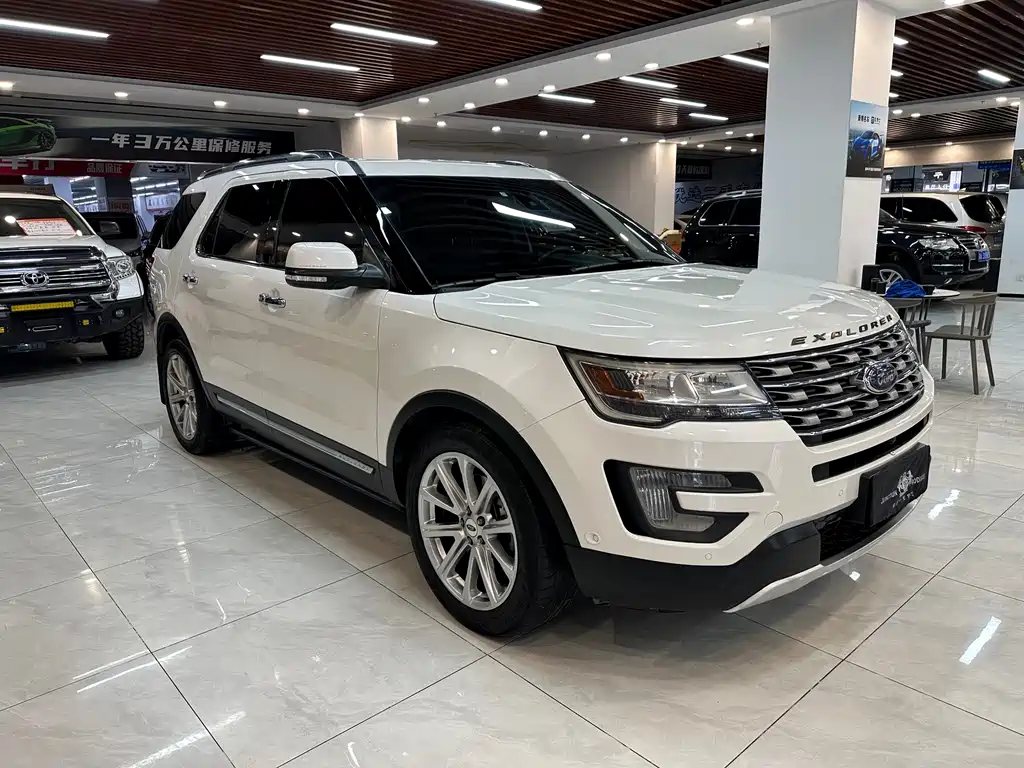 Ford Explorer 2017 — фото 3