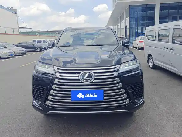 Lexus LX 2026