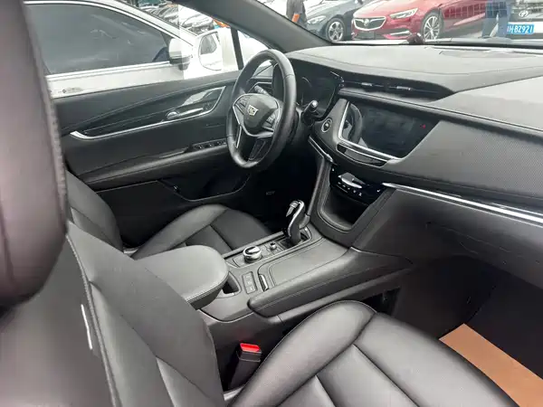 Cadillac XT5 2021