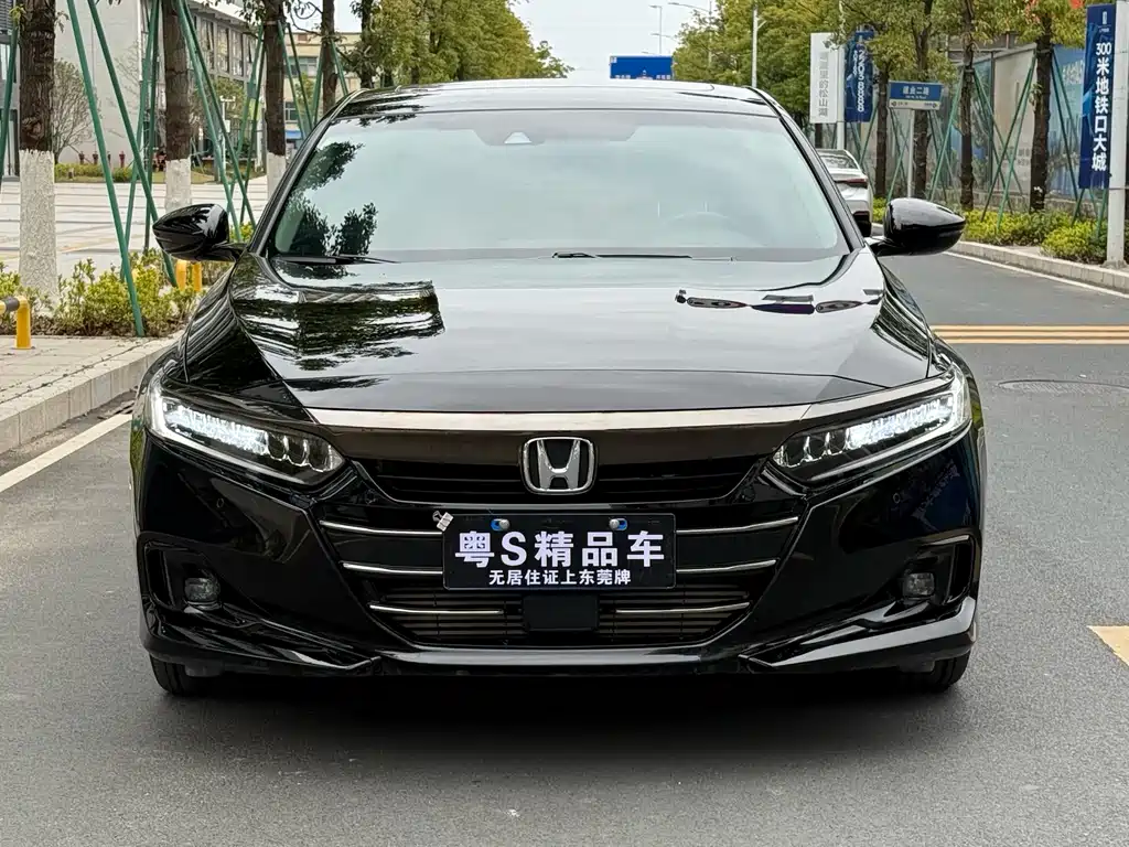 Honda Accord 2022 — фото 2