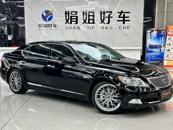 Lexus LS 2006