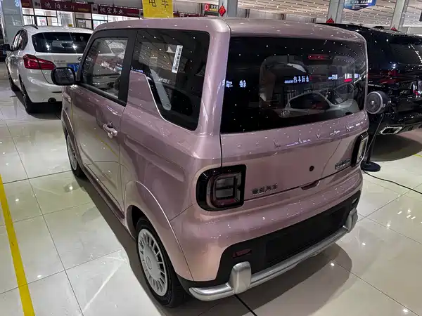 Geely Galaxy Panda 2025