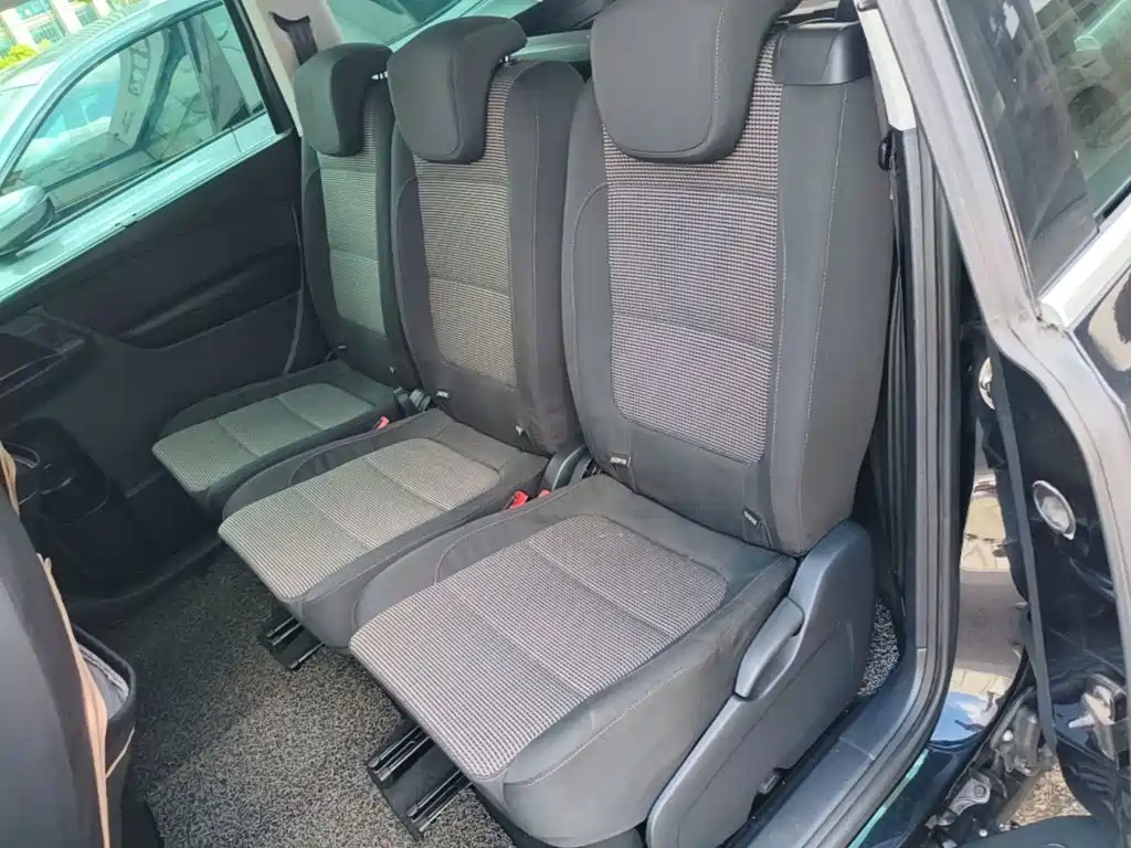 Volkswagen Sharan 2016 — фото 22