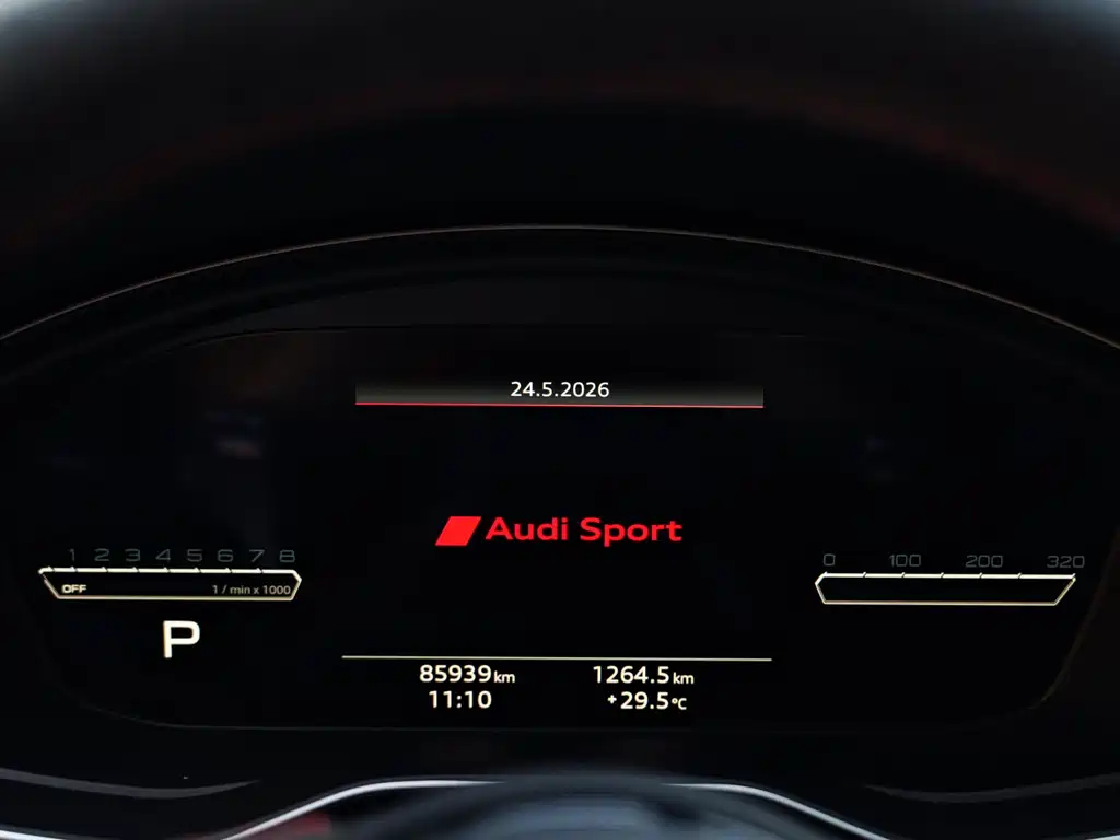 Audi RS 4 2021 — фото 20