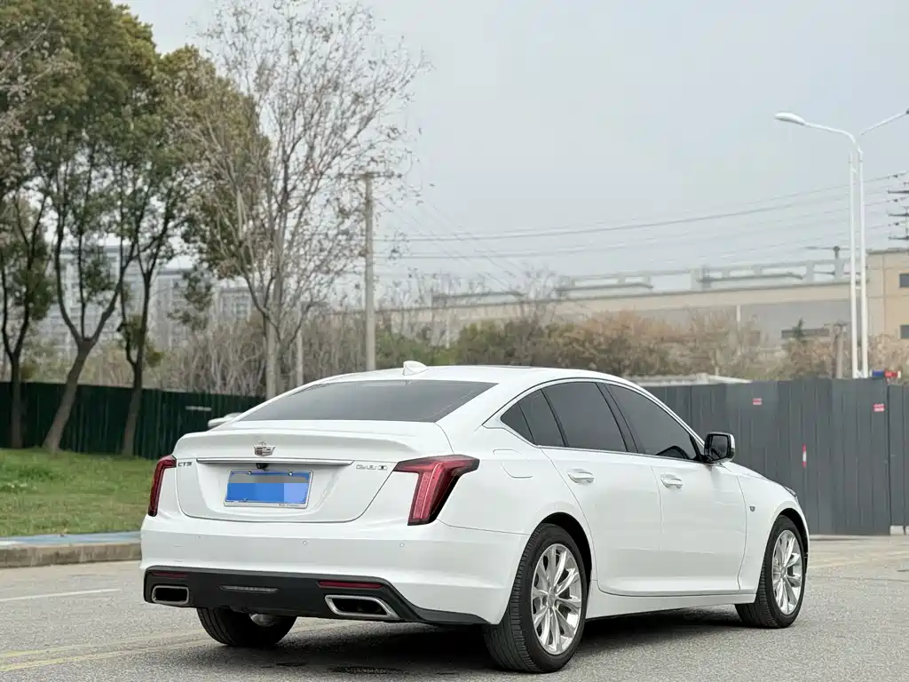 Cadillac CT5 2022 — фото 4