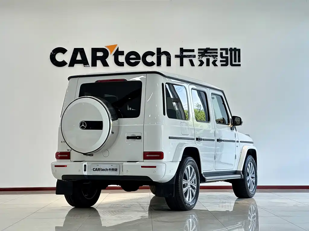 Mercedes-Benz G-Class 2023 — фото 17