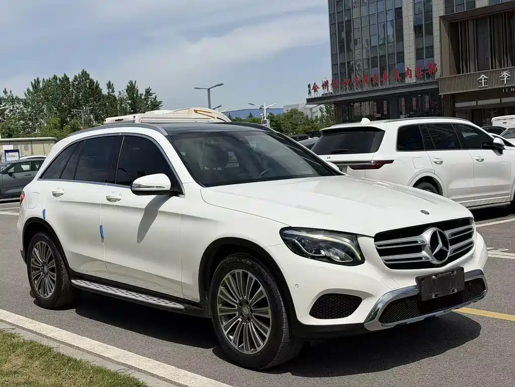 Mercedes-Benz GLC 2017 — фото 3