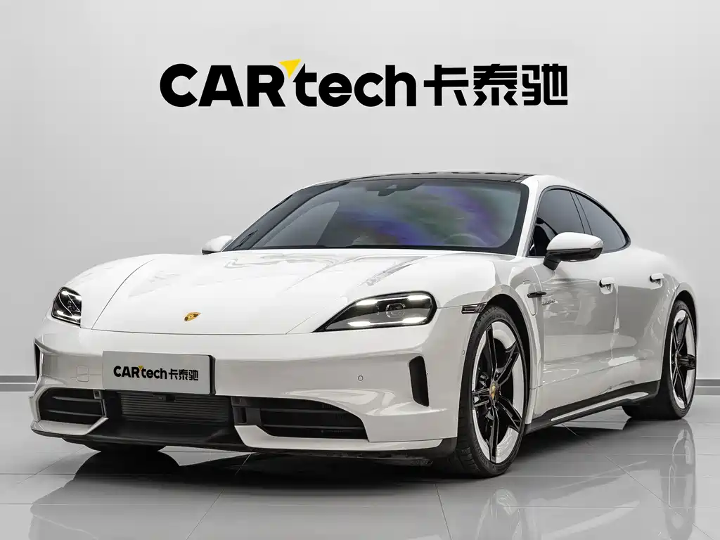 Porsche Taycan 2025