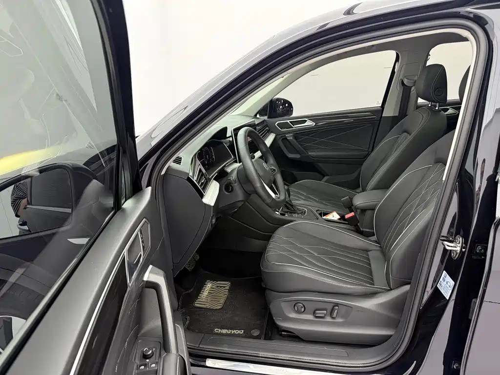 Volkswagen Tiguan L 2022 — фото 19