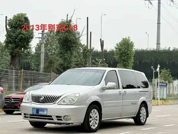 Buick GL8 2013
