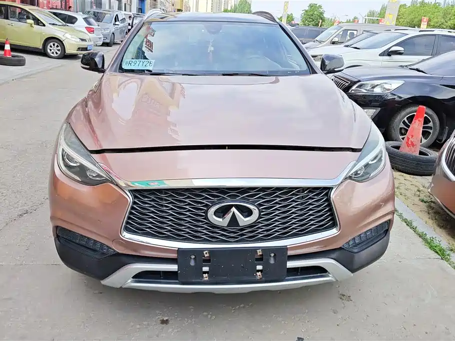 Infiniti QX30 2018