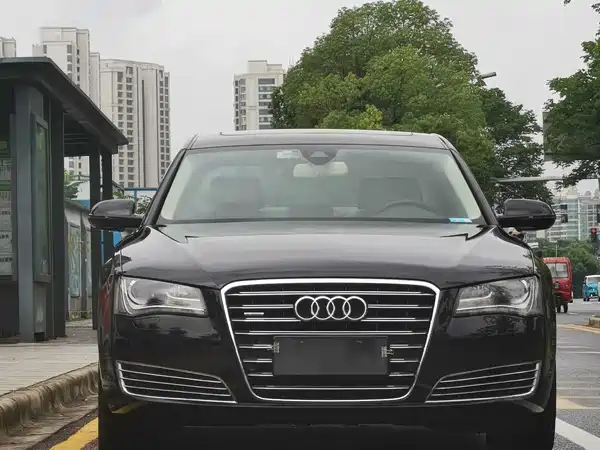 Audi A8 2014