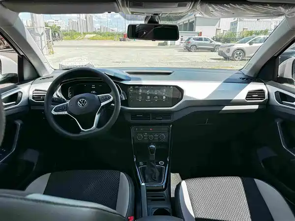 Volkswagen Tacqua 2022
