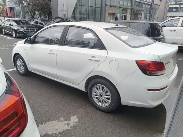 Kia Pegas 2026