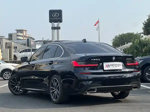 BMW 3 Series 2021