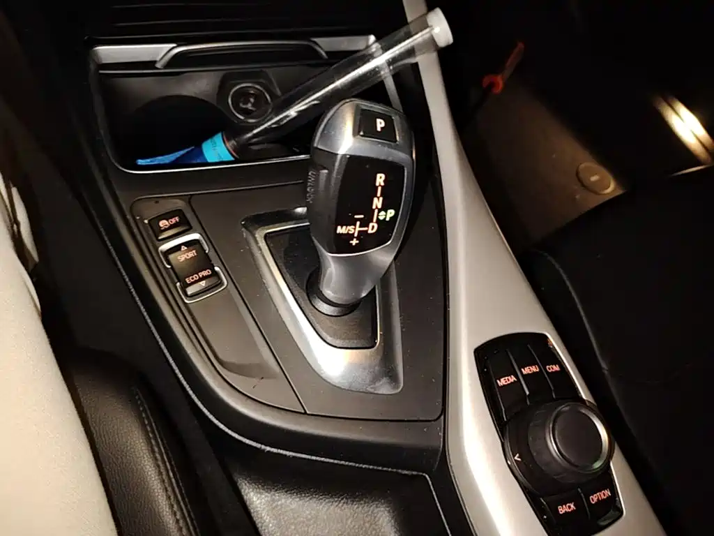 BMW 1 Series 2018 — фото 14