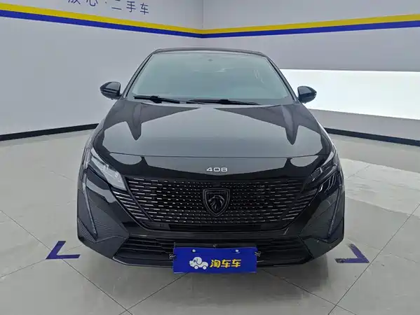 Peugeot 408 2023