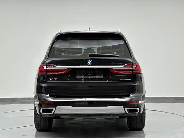 BMW X7 2022