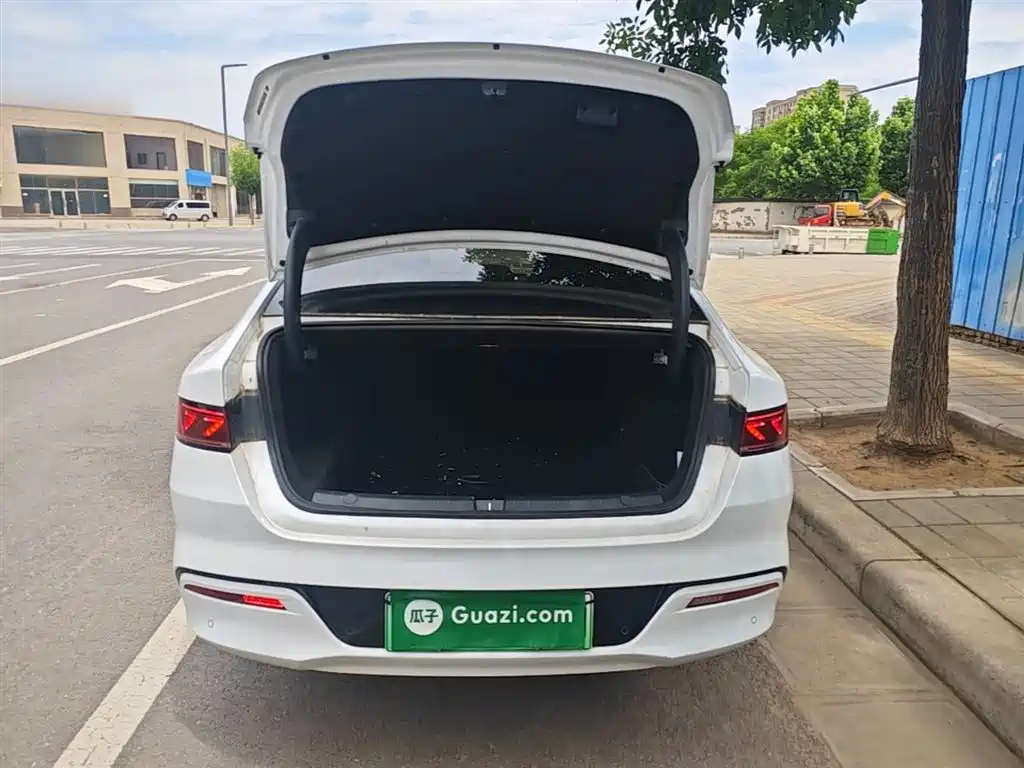 BYD Qin PLUS 2023 — фото 19