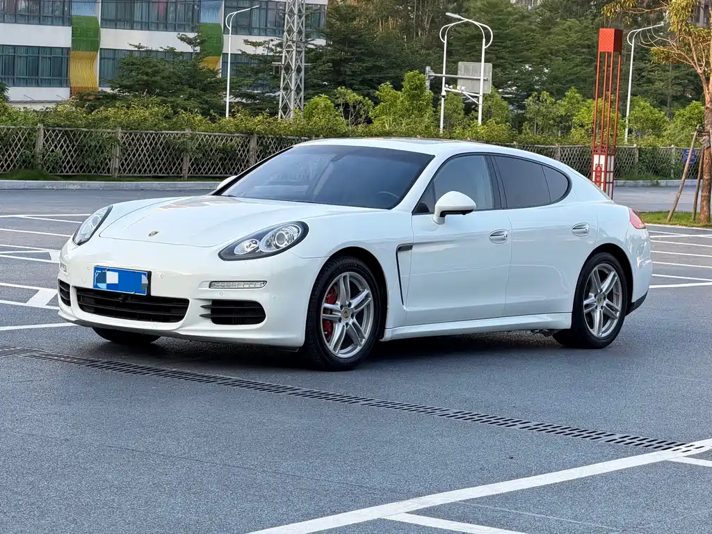 Porsche Panamera 2016 — фото 1