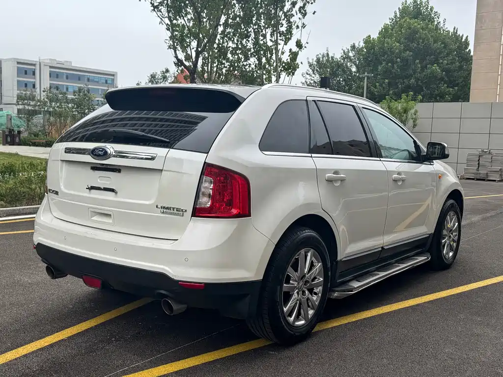 Ford Edge 2013 — фото 4