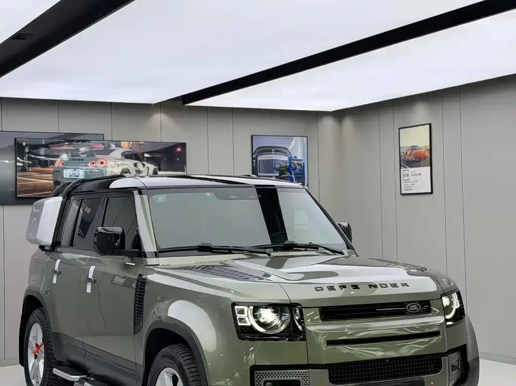 Land Rover Defender 2022 — фото 3