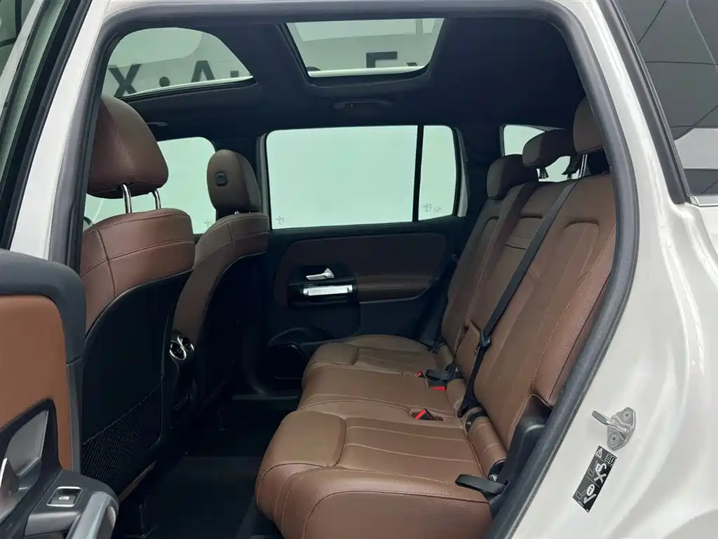 Mercedes-Benz GLB 2020 — фото 18