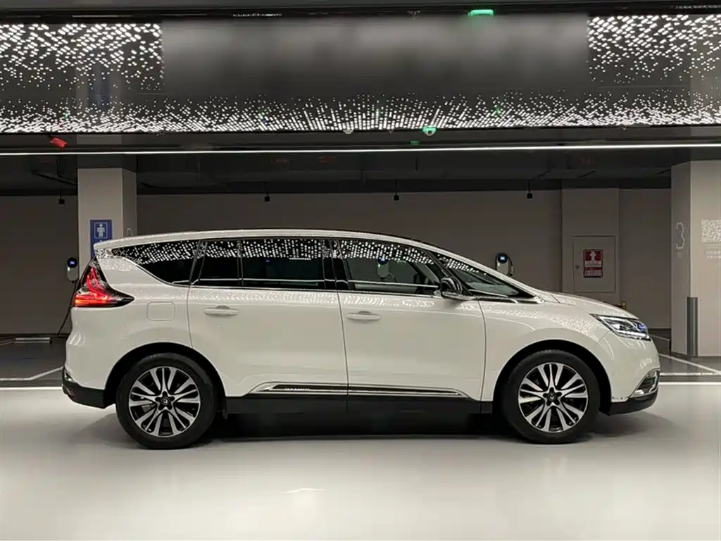Renault Espace 2018 — фото 12
