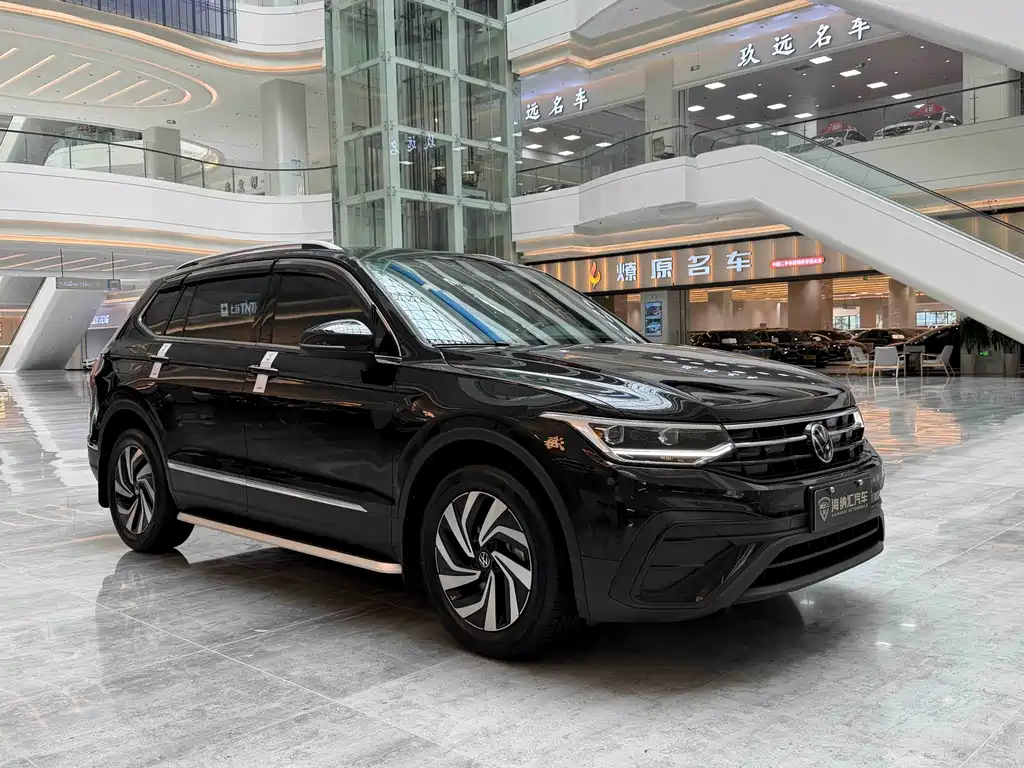 Volkswagen Tiguan L 2025 — фото 5