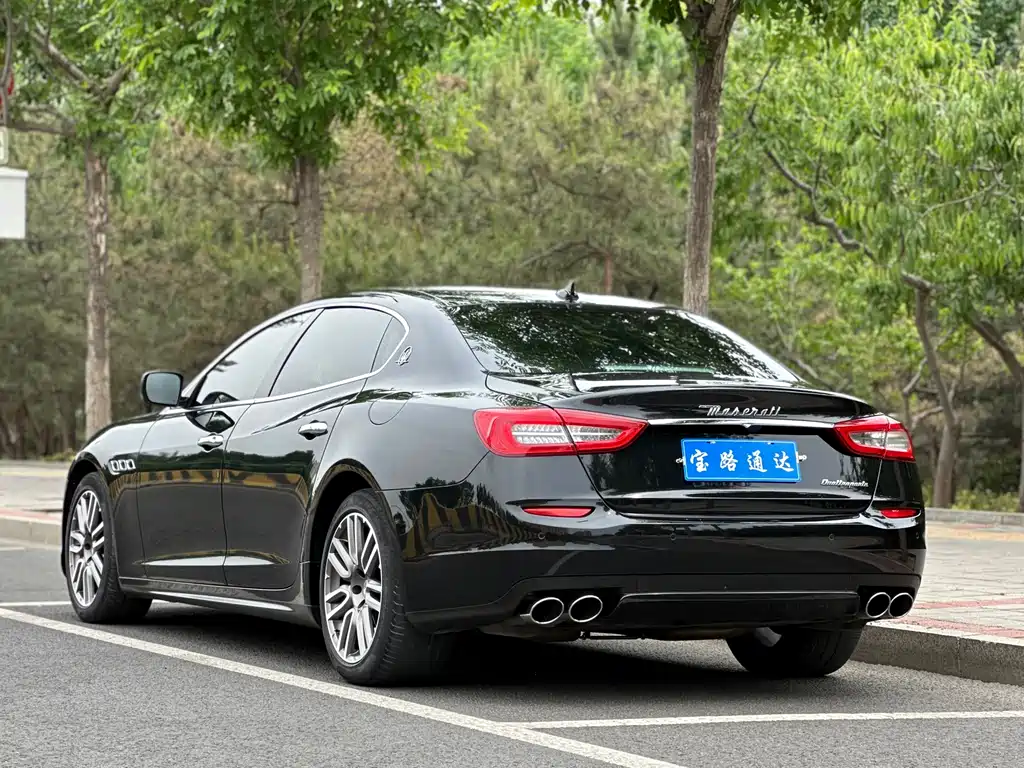 Maserati Quattroporte 2016 — фото 4