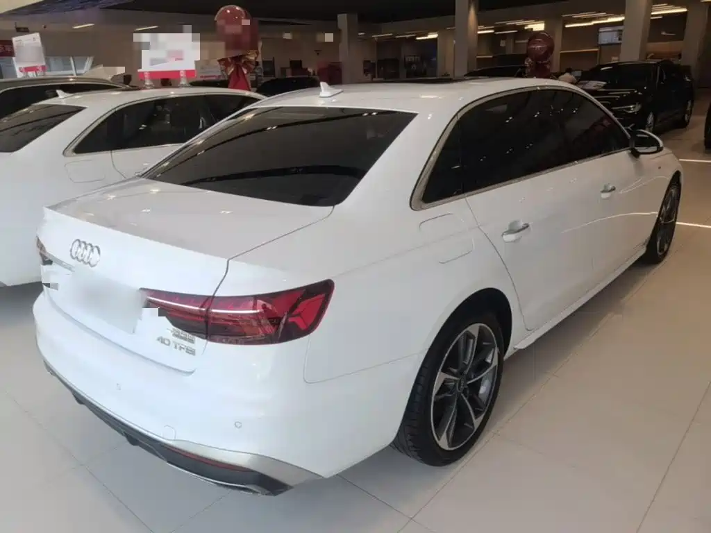 Audi A4L 2024