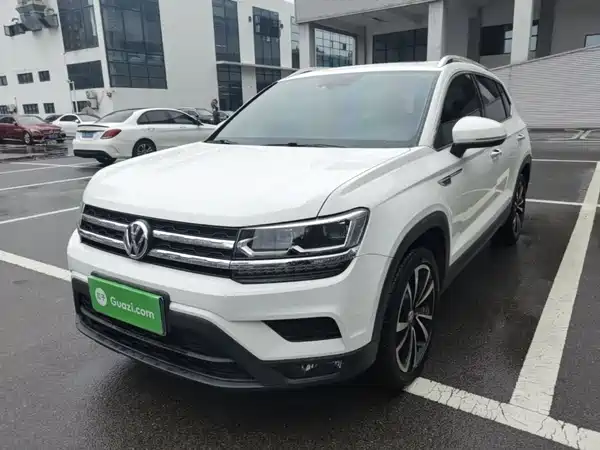 Volkswagen Tharu 2019