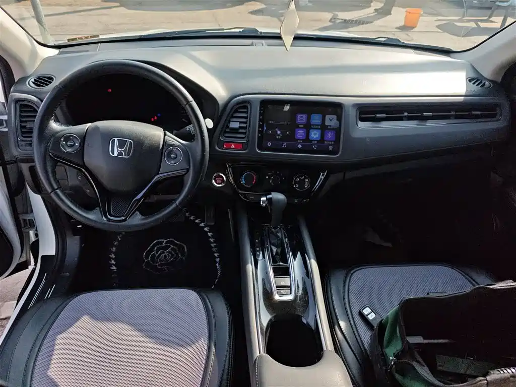 Honda Vezel 2018 — фото 6