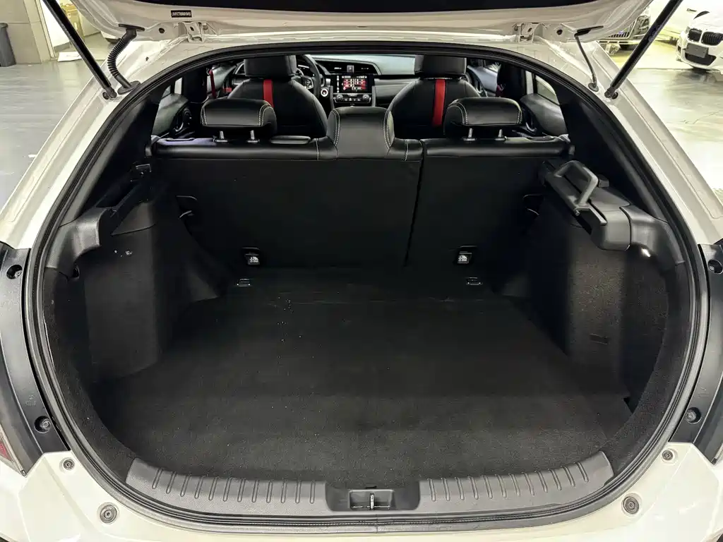 Honda Civic 2022 — фото 17