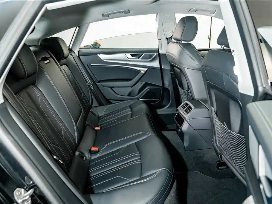 Audi A7 2024 — фото 22