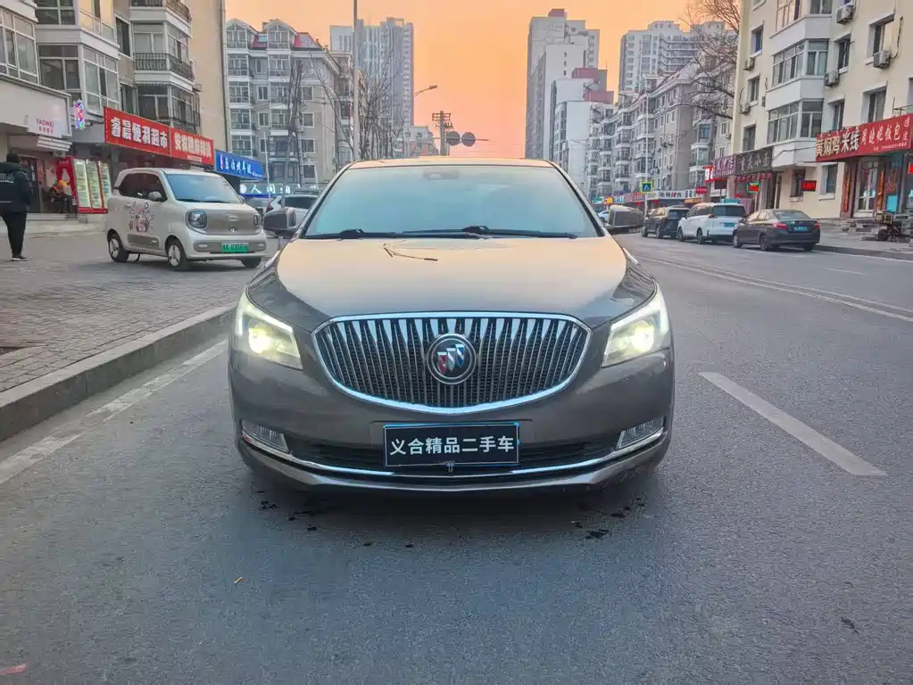 Buick LaCrosse 2015 — фото 2